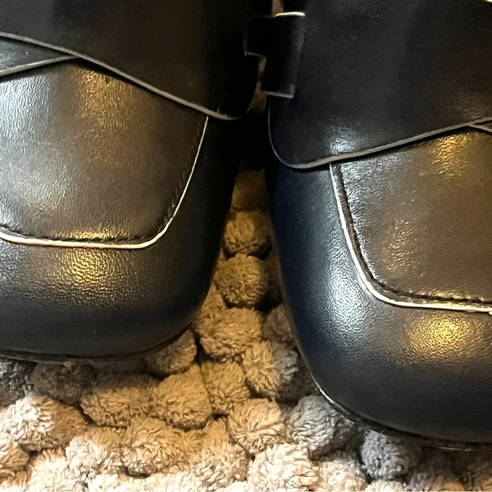 Tory Burch Navy Heeled Boots with white Accents - Picture 9 of 10